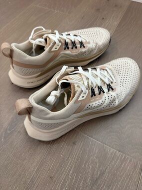 Nike Women’s Pegasus Trail 4 Running Sneakers - Cream and Tan